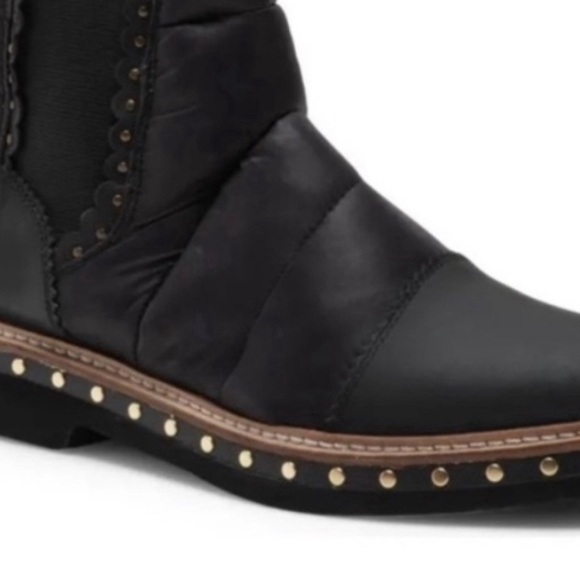 Free People Atlas Puffer Chelsea Black Booties Size 38.5 - Picture 6 of 13